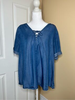 Lucky Brand Short Sleeve Lace-Up Chambray Denim Blue V-Neck Tunic Size Large